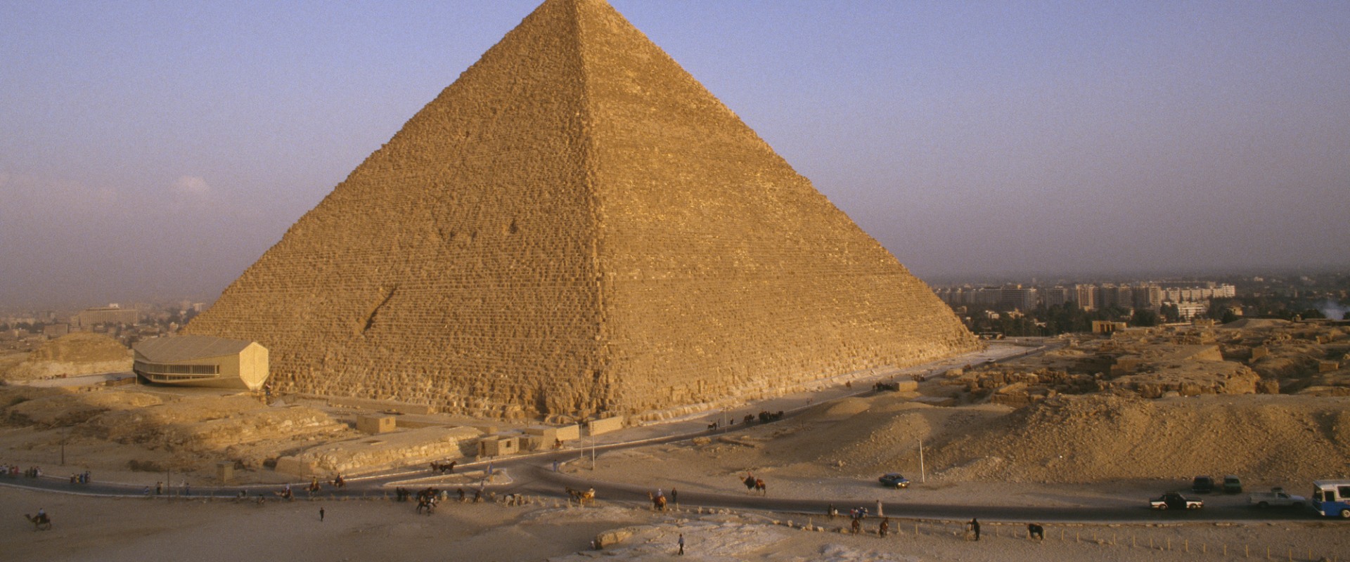 World history guide extensive online resource exploring global history